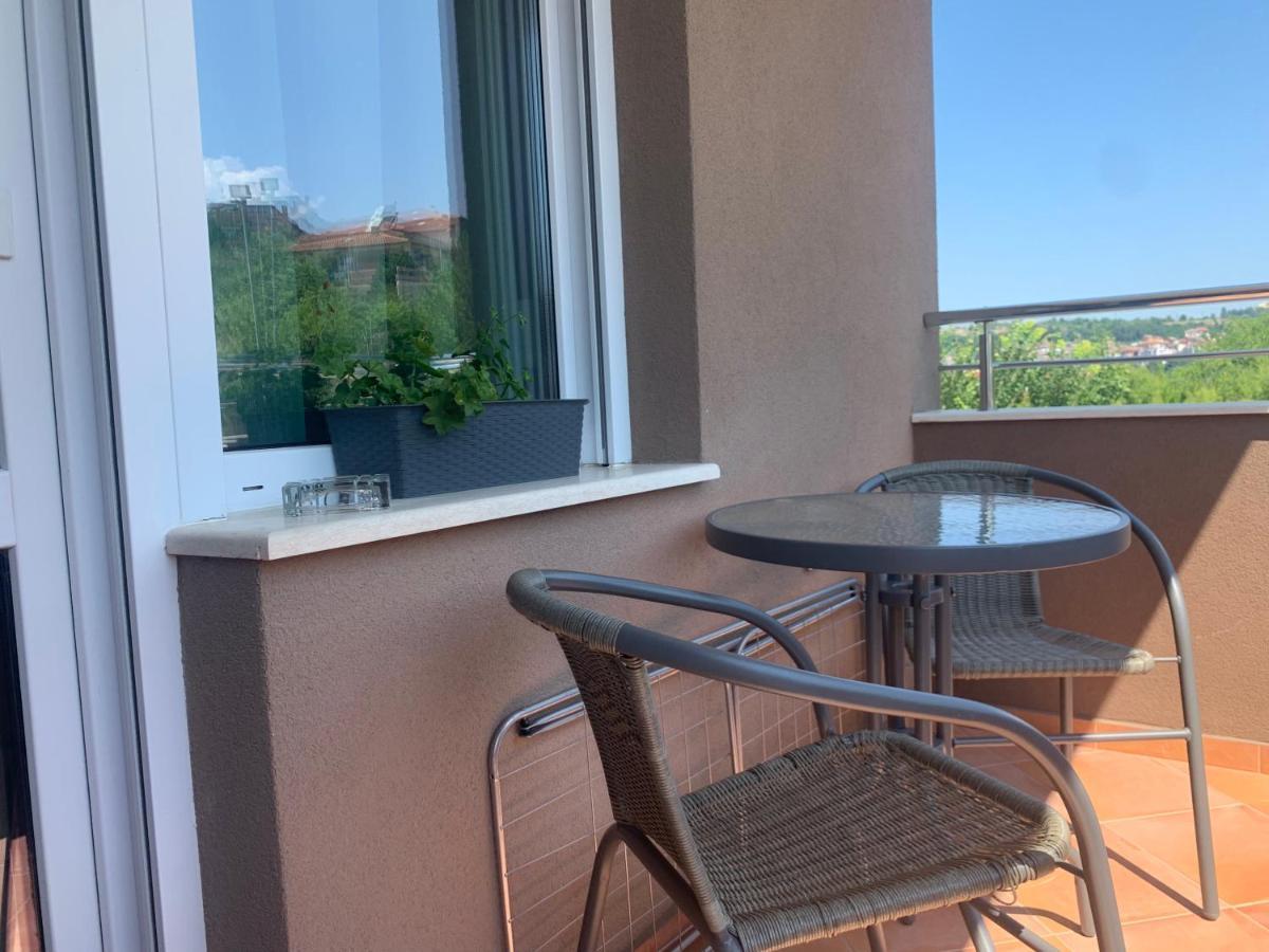 סנדנסקי Verona Apartment מראה חיצוני תמונה